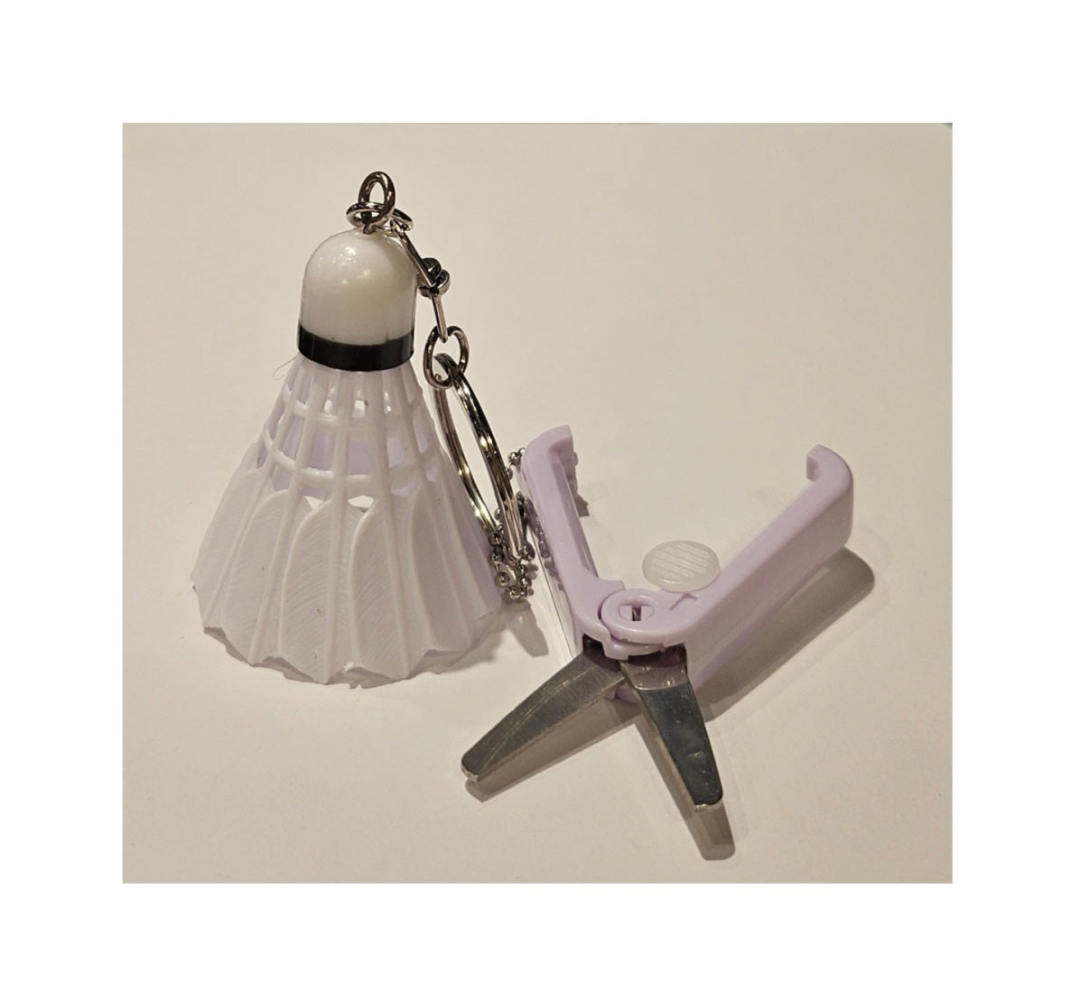 Retractable Mini Scissors Keychain [Purple]